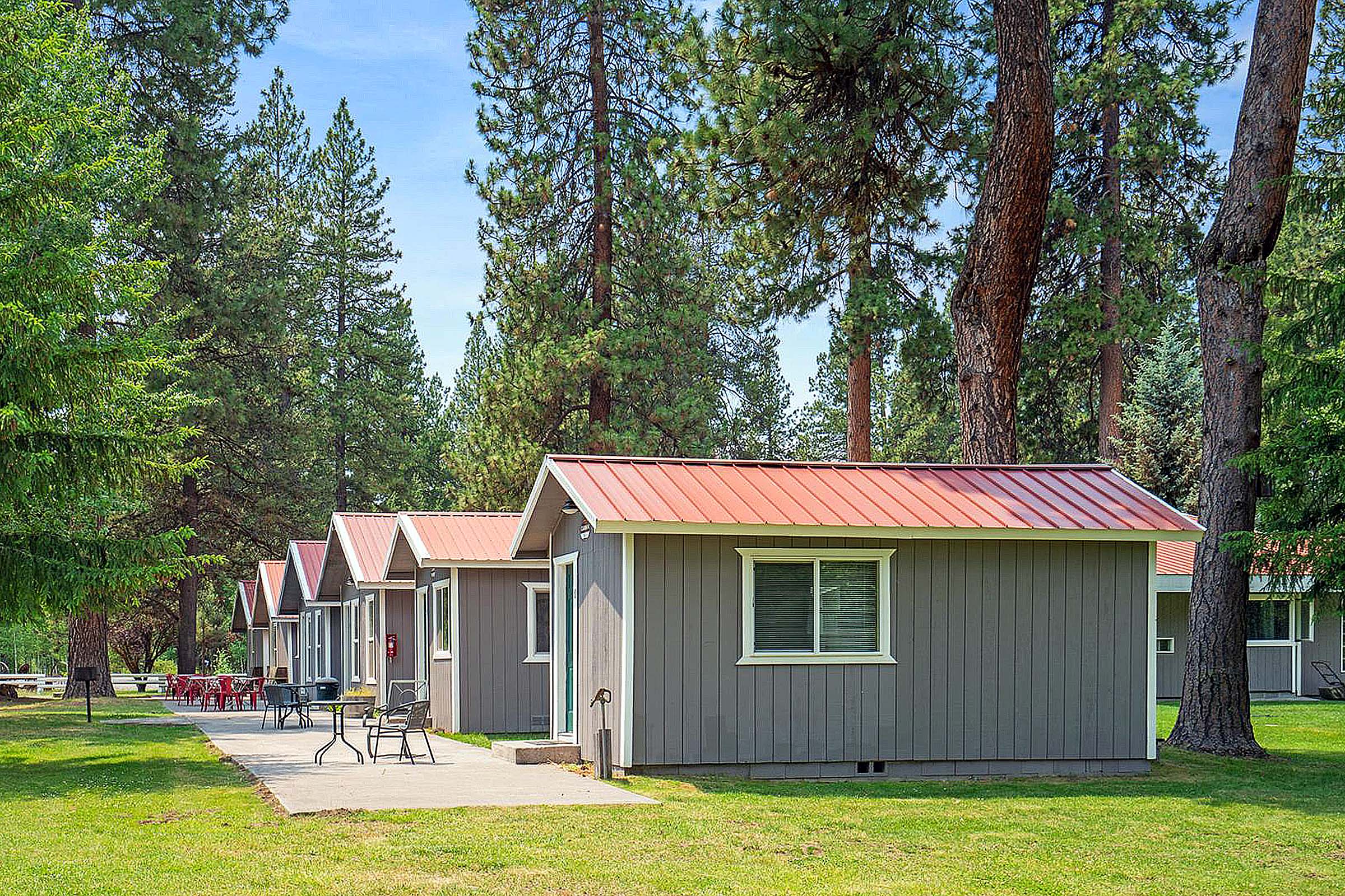 Luxury Crater Lake Cabin Rentals with Premium Amenities